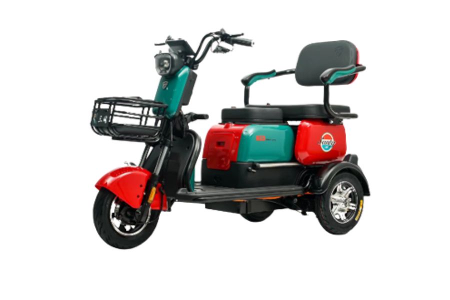 So sánh xe điện 3 bánh Santong và xe điện 3 bánh Santong M6