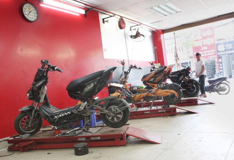 Mang xe đến cơ sở sửa chữa uy tín để khắc phục lỗi