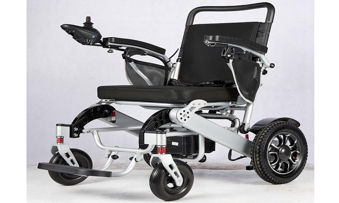 Xe lăn điện có nhiều tính năng hữu ích