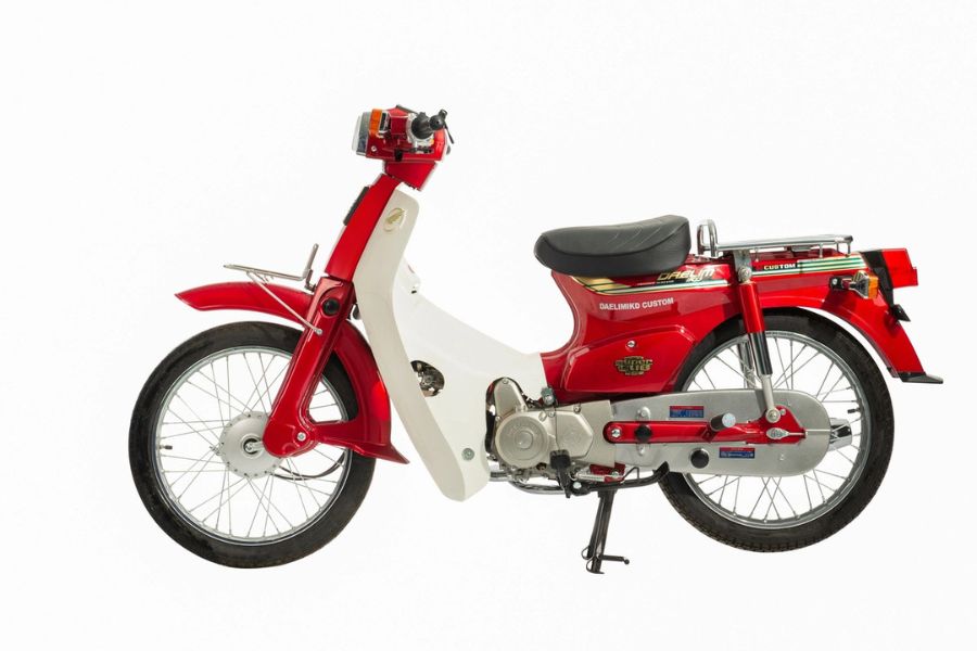 Thiết kế xe Daelim Cub 82 ấn tượng