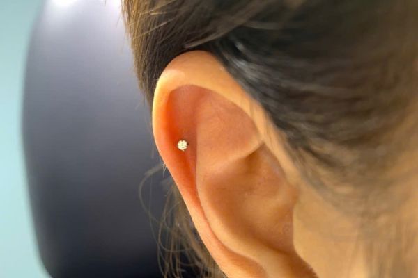 Bộ sưu tập ảnh bạn nữ xỏ sụn tại TinyBox - 9/2024