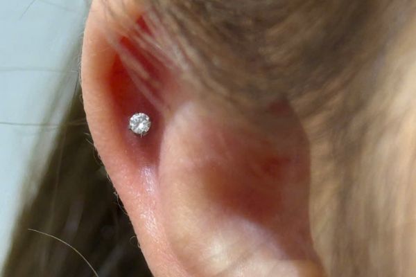 Bộ sưu tập ảnh bạn nữ xỏ sụn tại TinyBox - 9/2024