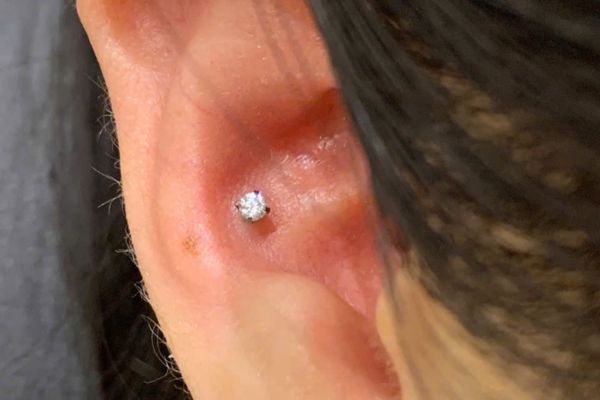 Bộ sưu tập ảnh bạn nữ xỏ sụn tại TinyBox - 9/2024