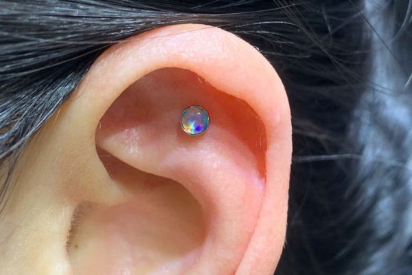 Bộ sưu tập ảnh bạn nữ xỏ sụn tại TinyBox - 9/2024