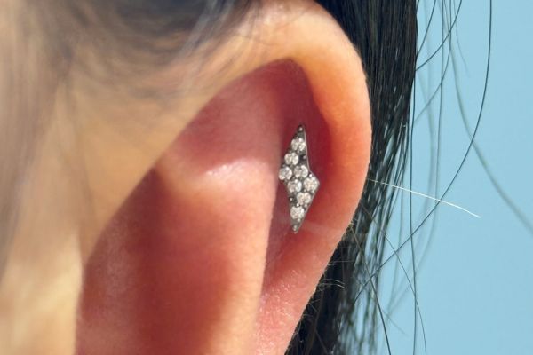 Bộ sưu tập ảnh bạn nữ xỏ sụn tại TinyBox - 9/2024