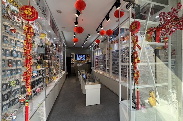 3 ưu điểm của thân khuyên Titanium