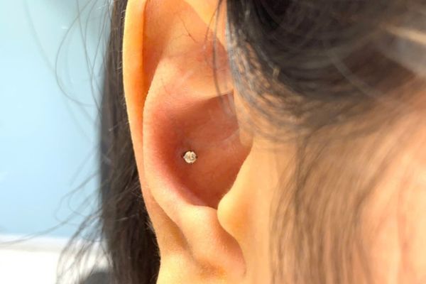 Bộ sưu tập ảnh bạn nữ xỏ sụn tại TinyBox - 9/2024