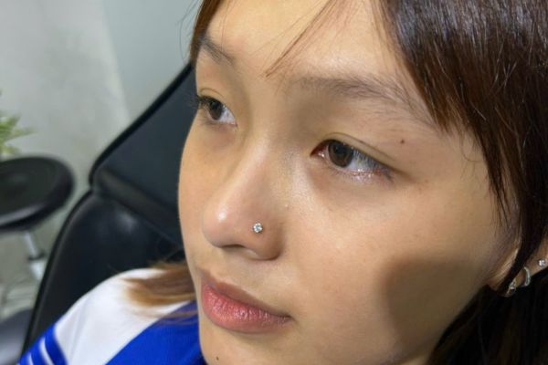 Ảnh bạn nữ xỏ cánh mũi và môi mới nhất tại TinyBox - 4/2024