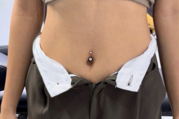 Bộ sưu tập ảnh bạn nữ xỏ rốn tại TinyBox - 8/2024