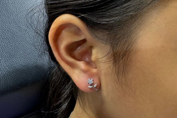 Ảnh em bé xỏ khuyên tai mới nhất 3/2024 tại TinyBox