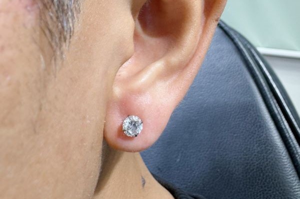 Ảnh nam xỏ thịt tai - Vị trí được ưa chuộng nhất 1/2024