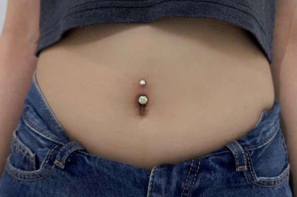 Ảnh xỏ khuyên rốn đẹp tại TinyBox 2/2024