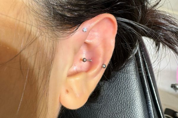 Vị trí xỏ sụn tai hot hit được bạn nữ ưa chuộng nhất 4/2024