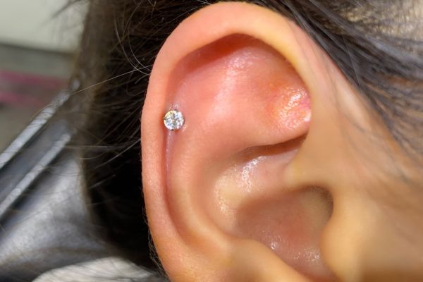 Vị trí xỏ sụn tai hot hit được bạn nữ ưa chuộng nhất 4/2024