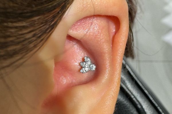 Vị trí xỏ sụn tai hot hit được bạn nữ ưa chuộng nhất 4/2024