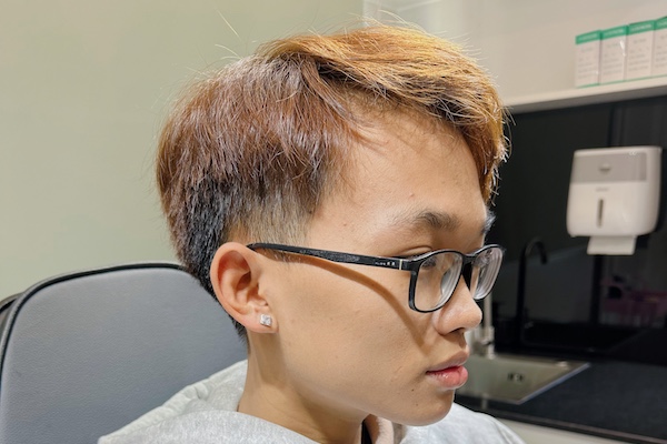 Ảnh xỏ tai nam đẹp 4//2023 thực hiện tại TinyBox - Tp.HCM