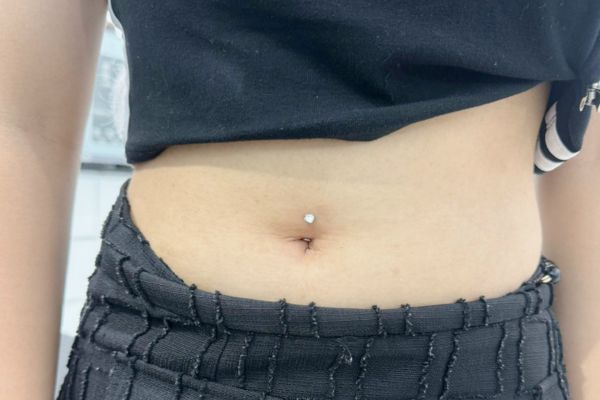 Bộ sưu tập ảnh nữ xỏ rốn mới nhất 5/2024 tại cửa hàng TinyBox