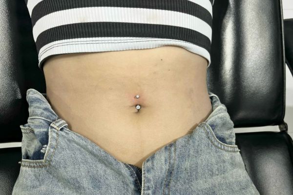 Bộ sưu tập ảnh nữ xỏ rốn mới nhất 5/2024 tại cửa hàng TinyBox