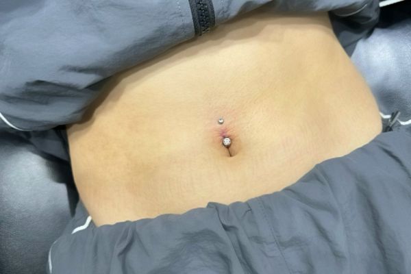 Bộ sưu tập ảnh nữ xỏ rốn mới nhất 5/2024 tại cửa hàng TinyBox