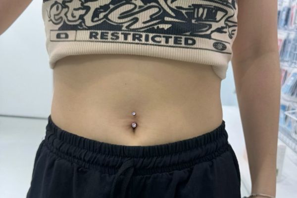 Bộ sưu tập ảnh nữ xỏ rốn mới nhất 5/2024 tại cửa hàng TinyBox