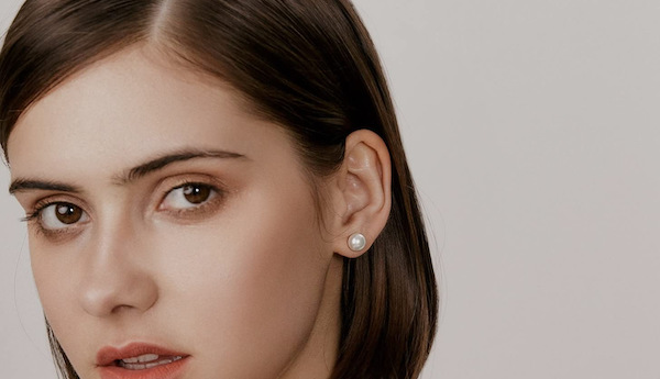 bông tai tặng bạn gái