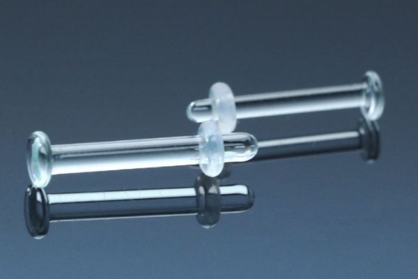 Các chất liệu dùng để xỏ khuyên có thể bạn chưa biết