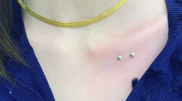 lỗ xỏ lạ - xỏ xương quai xanh