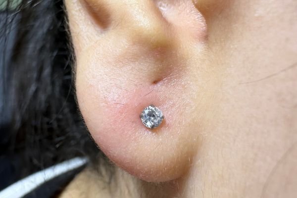 xỏ khuyên thịt tai - xỏ khuyên lobe