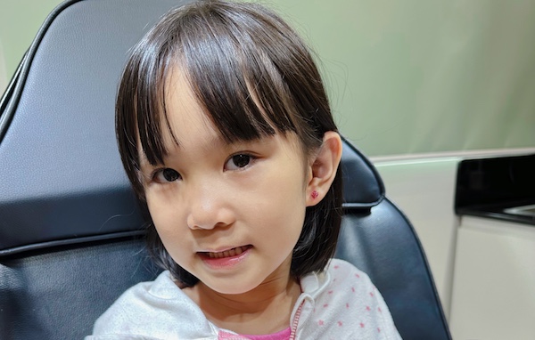 Bộ sưu tập xỏ tai em bé an toàn, xinh xắn tại TinyBox - 3/2023