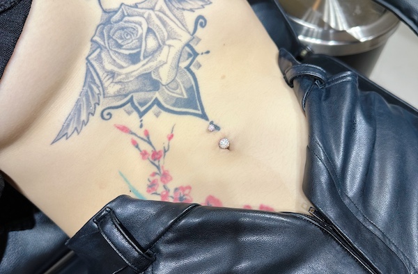 Album sản phẩm khuyên rốn siêu hot 3/2023 - TinyBox