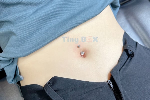 Hình ảnh xỏ khuyên rốn đẹp tại TinyBox 2/2023