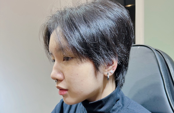 Hình ảnh khách mẫu xỏ khuyên tại TinyBox - 4/2023