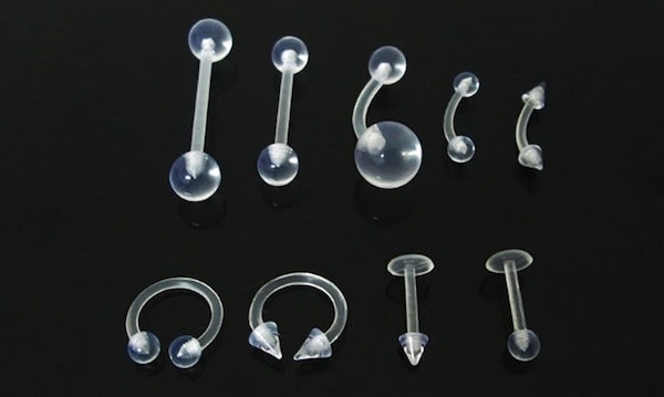 Không đeo khuyên bao lâu sẽ bị bít lỗ?