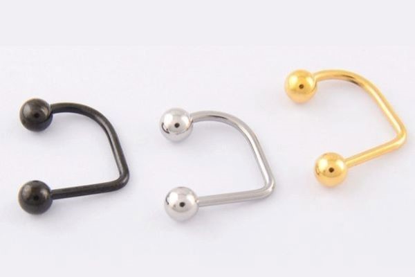 Khuyên môi cơ bản 3 màu cho nam và nữ