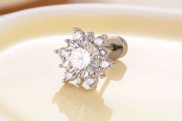 Khuyên tai hoa tuyết 12 cánh