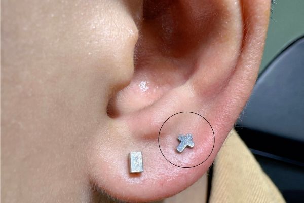 Khuyên tai thẳng cho nam - Hàng mới về 10/2023