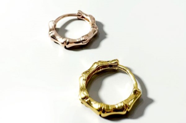 Khuyên tai tròn Unisex