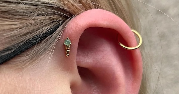 Lỗ xỏ Forward Helix