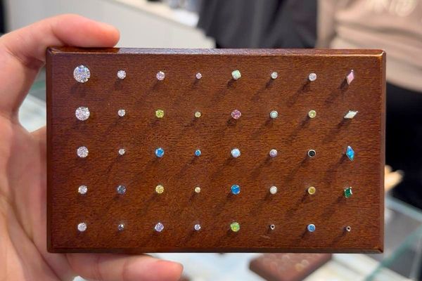 khuyên tai nhỏ gọn cho vị trí Lỗ xỏ Forward Helix