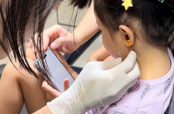 Lương thợ xỏ khuyên bao nhiêu tiền