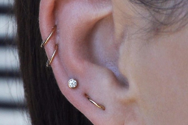 mix Các vị trí xỏ khuyên tai cơ bản