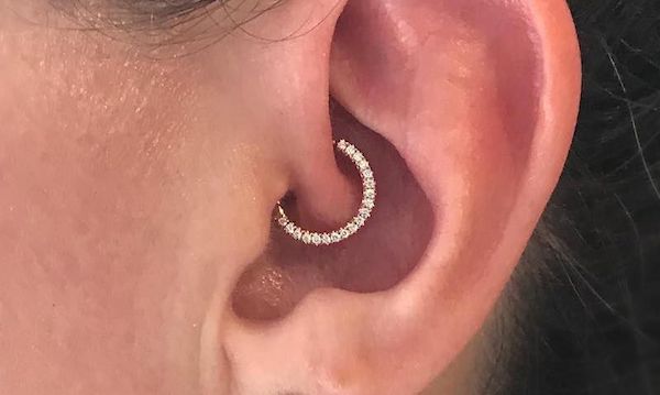 Mức độ đau các vị trí xỏ khuyên tai