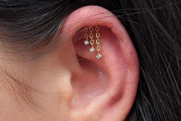 Nên chọn Titanium hay vàng để xỏ khuyên?