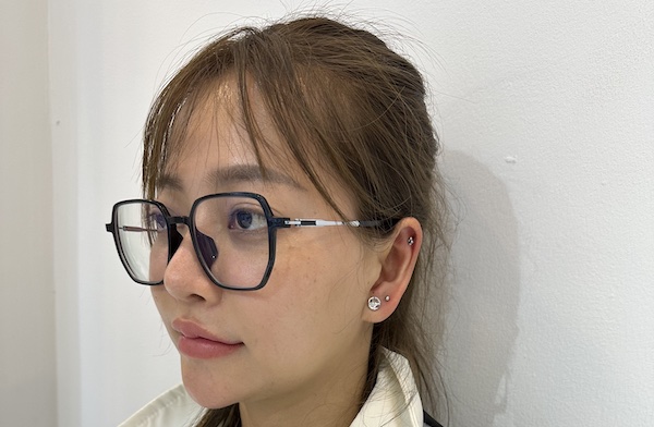 Hình ảnh xỏ khuyên tai nữ tháng 5/2023 tại TinyBox