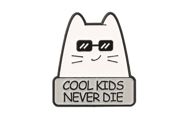 Pin cài balo, túi hình bé mèo COOL KIDS NEVER DIE