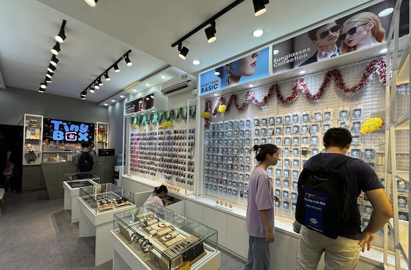 Tại sao xỏ khuyên mũi bị chảy nước mắt?