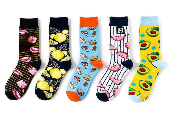 Tất unisex hình quả dưa hấu phối sọc đen