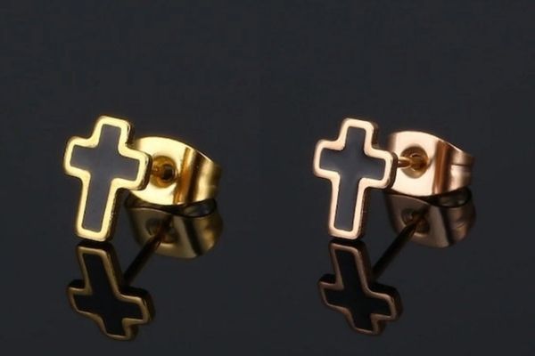 Khuyên tai cơ bản chữ thập