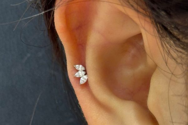 Tổng hợp ảnh bạn nữ xỏ sụn tại TinyBox - 8/2024