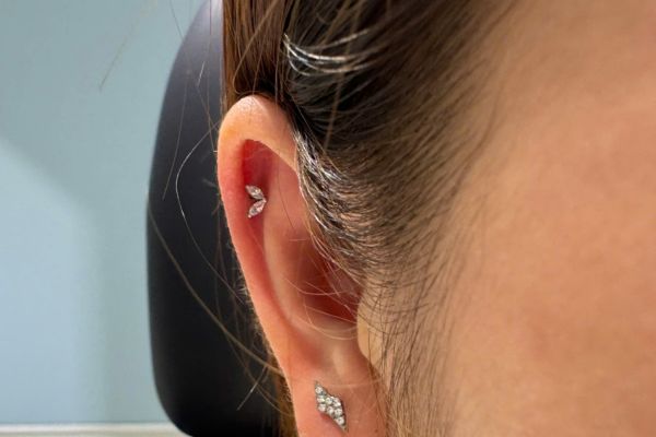 Tổng hợp ảnh bạn nữ xỏ sụn tại TinyBox - 8/2024